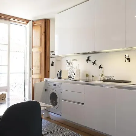 Chiado Cozy Bright With Ac Elevator Apartman *