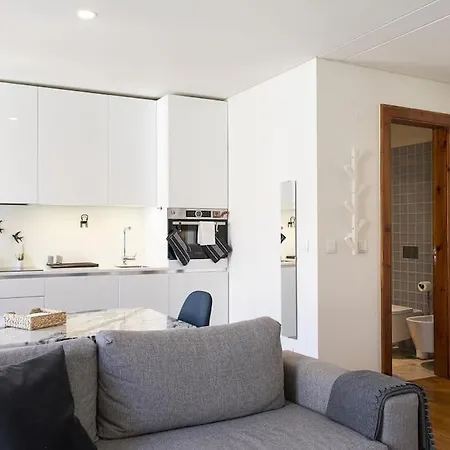 Chiado Cozy Bright With Ac Elevator